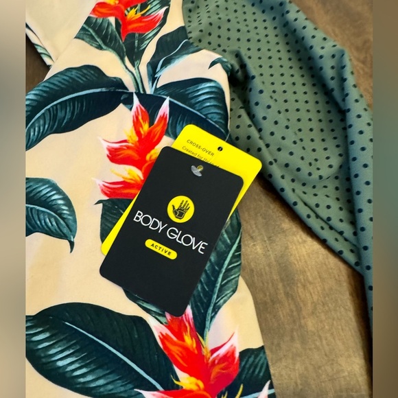 NWT! Body Glove Chloe Paddle Suit, Cactus, sz m - Picture 5 of 9